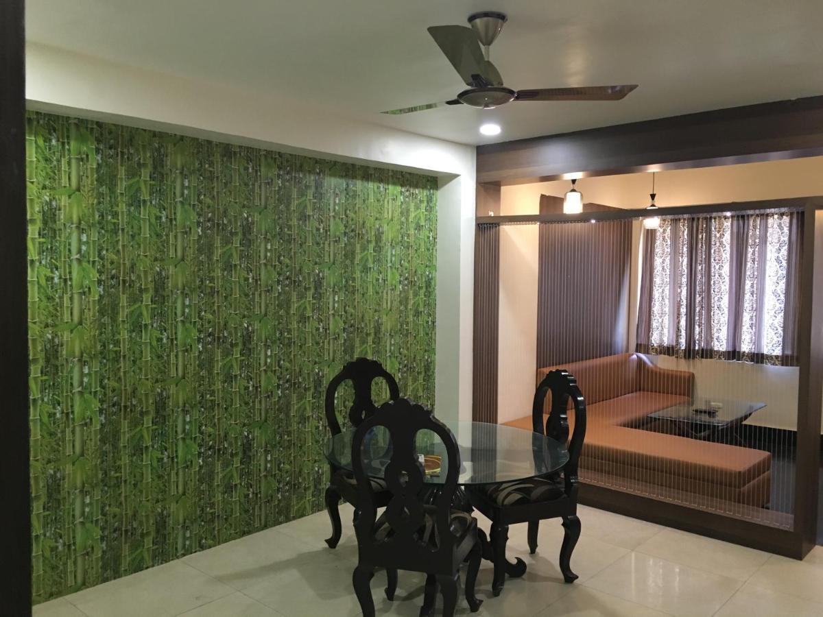 Hotel Grand Arjun Rāipur Buitenkant foto